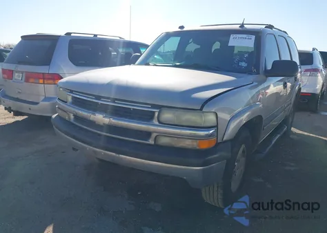 2004 Chevrolet Tahoe Ls из США, поврежденный, VIN 1GNEC13Z04R203993